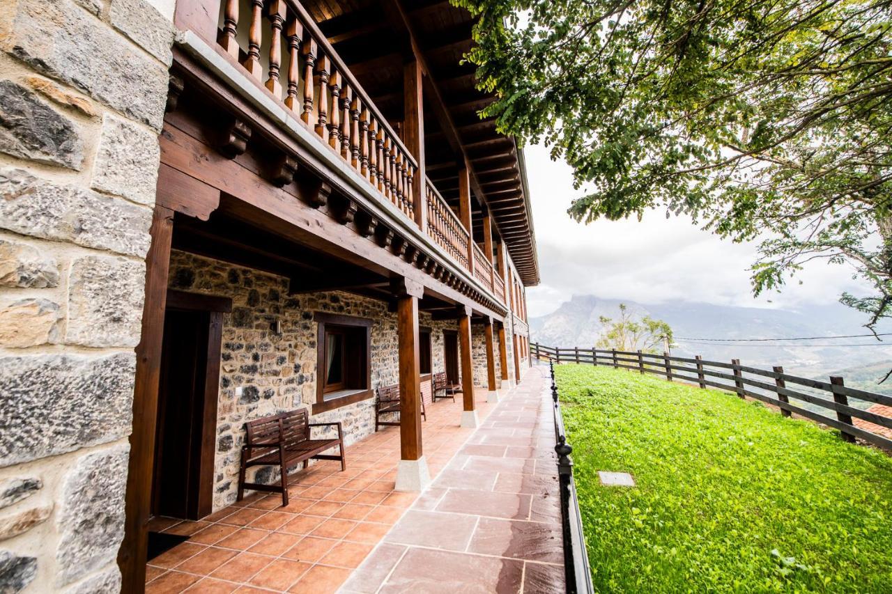 Apartamentos Los Picos De Europa Colio Exteriér fotografie