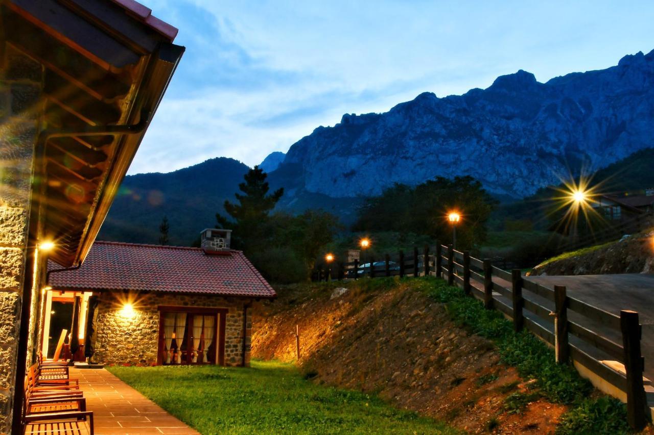 Apartamentos Los Picos De Europa Colio Exteriér fotografie