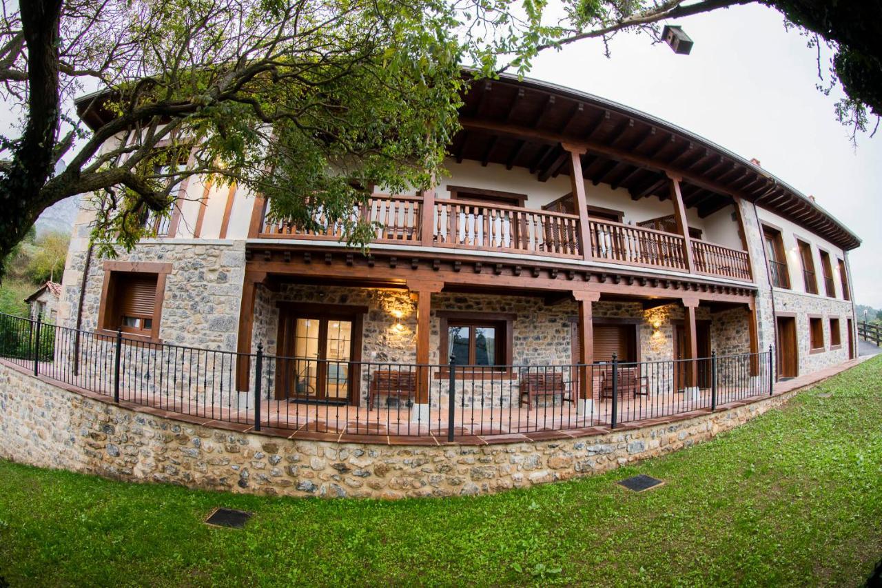 Apartamentos Los Picos De Europa Colio Exteriér fotografie