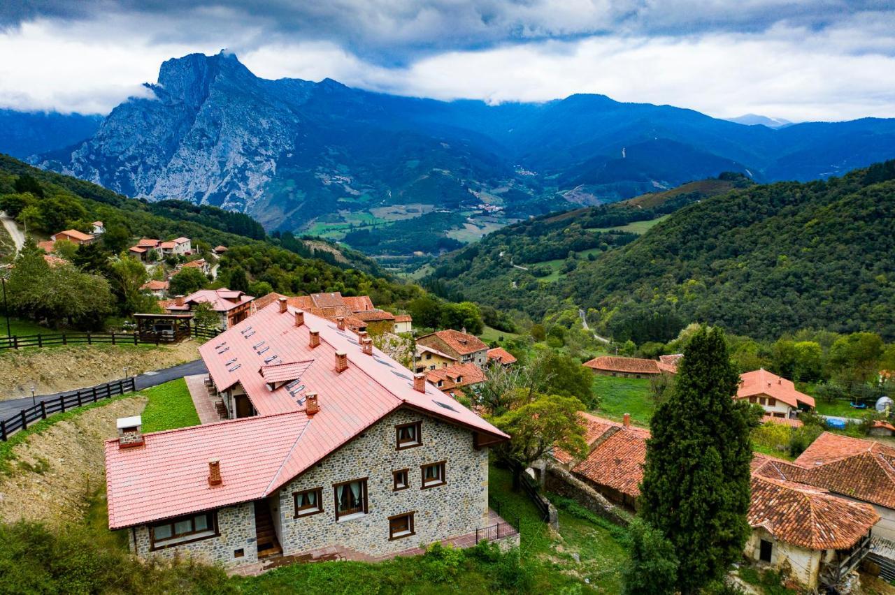 Apartamentos Los Picos De Europa Colio Exteriér fotografie