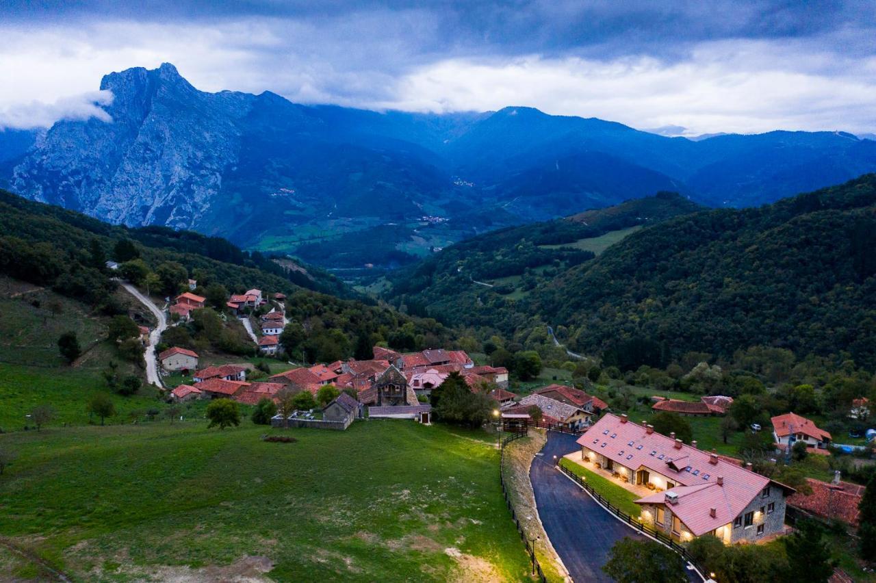 Apartamentos Los Picos De Europa Colio Exteriér fotografie