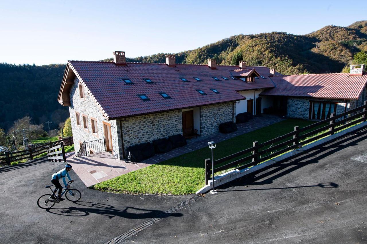 Apartamentos Los Picos De Europa Colio Exteriér fotografie