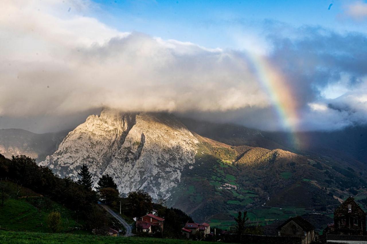 Apartamentos Los Picos De Europa Colio Exteriér fotografie