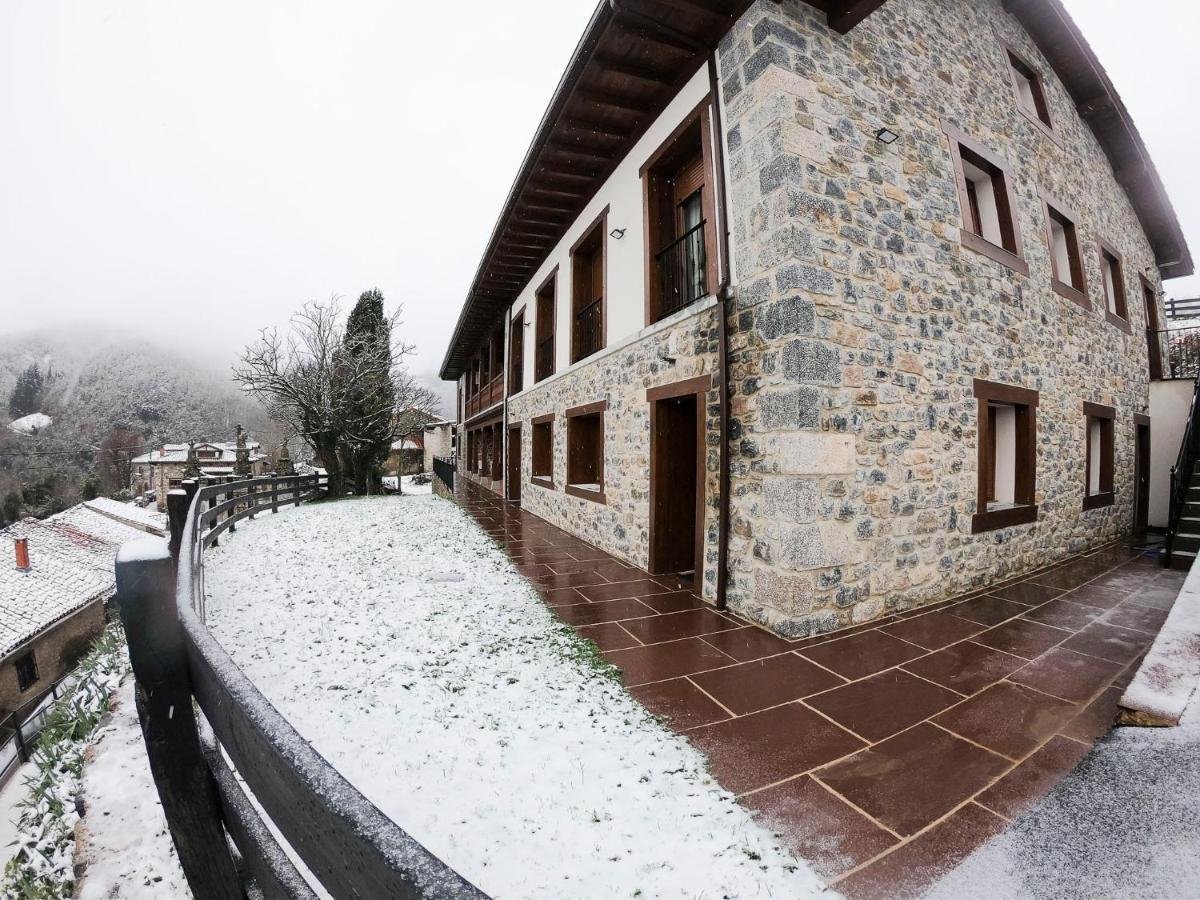 Apartamentos Los Picos De Europa Colio Exteriér fotografie